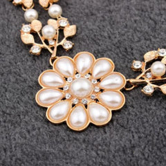 Simulated Pearl Necklace
